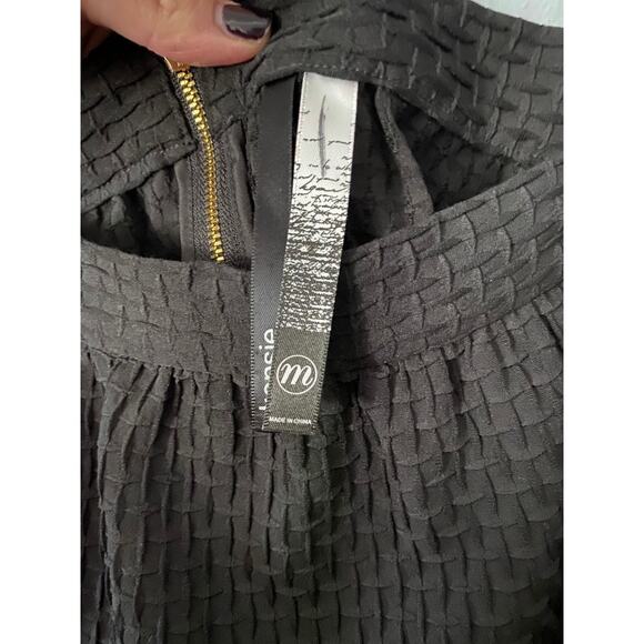 Kensie Black Skater Skirt | Medium - Picture 6 of 6